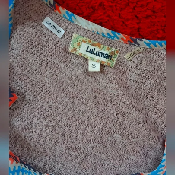 Tunic Top - Picture 4 of 4